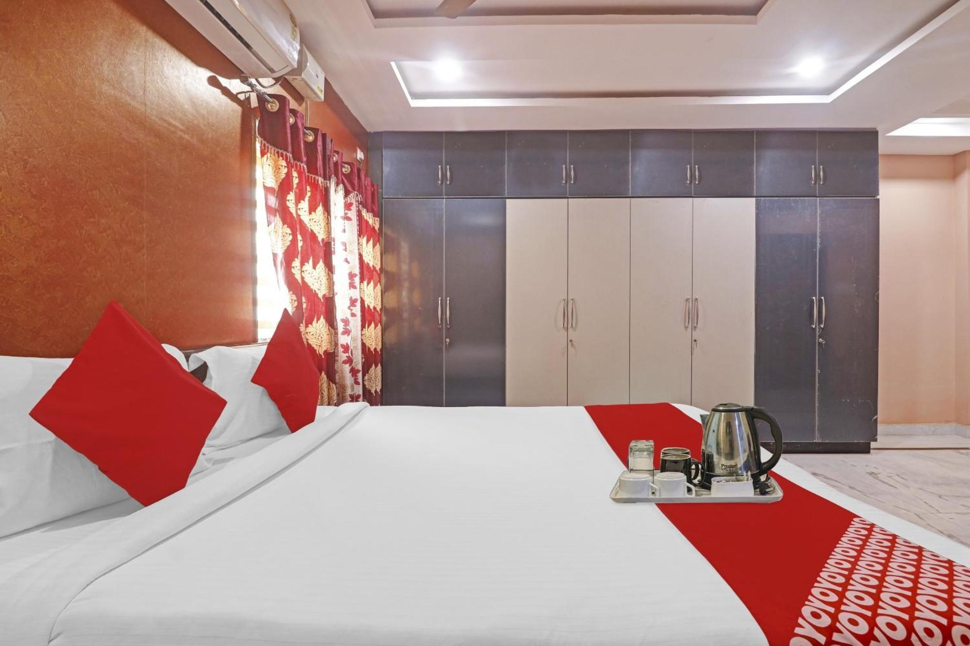 Hotel O Royal Stay Near Mantra Mall Haidar Sahibguda Exterior foto